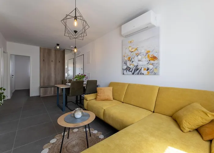 Maya & Tina Appartement *